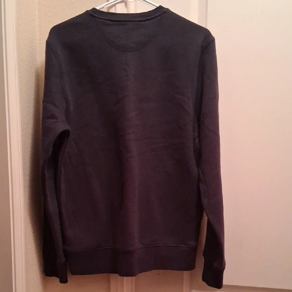 Amazon Essentials Black Crew Neck Sweater - Picture 3 of 3
